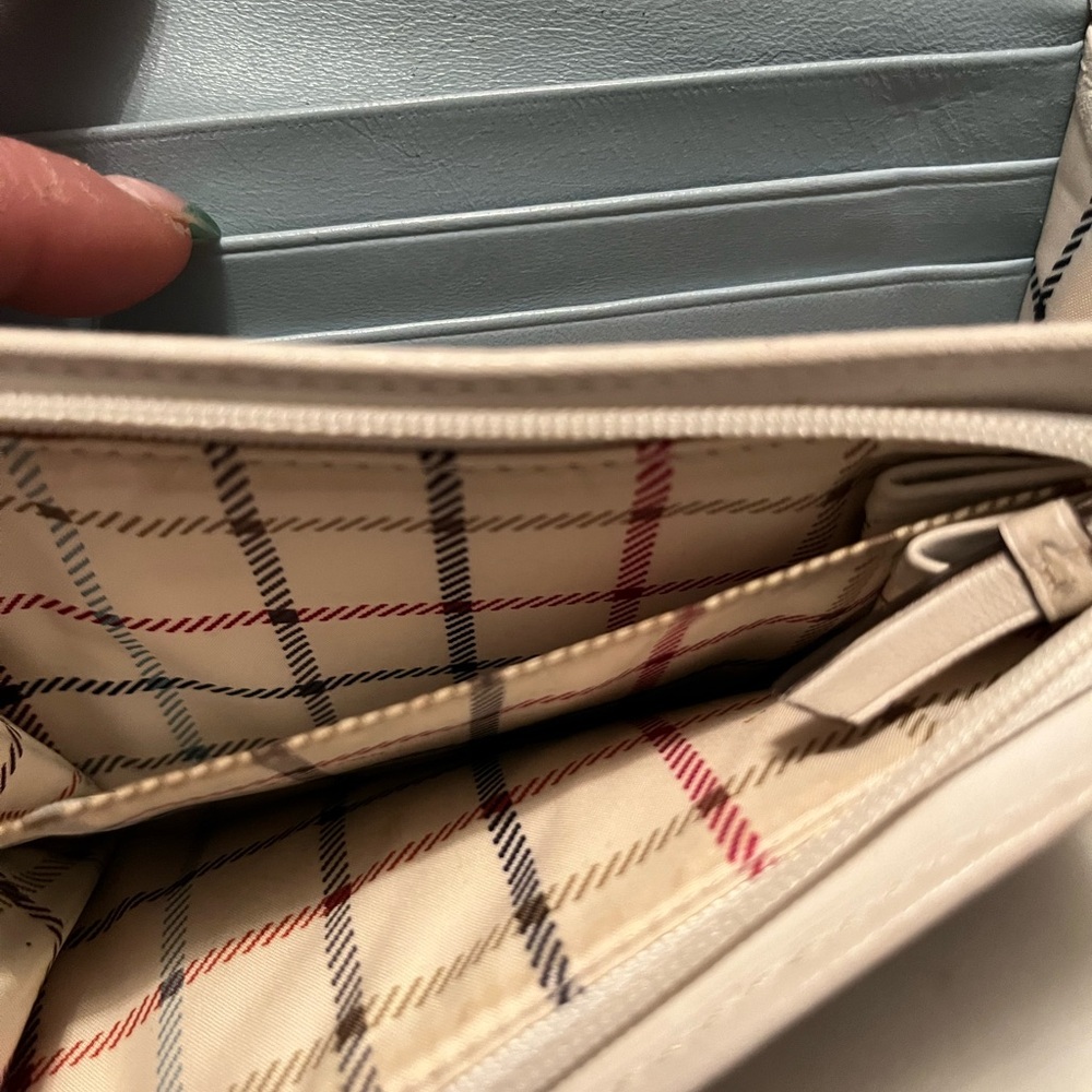 Coach Signature Trifold Wallet - Picture 8 of 8